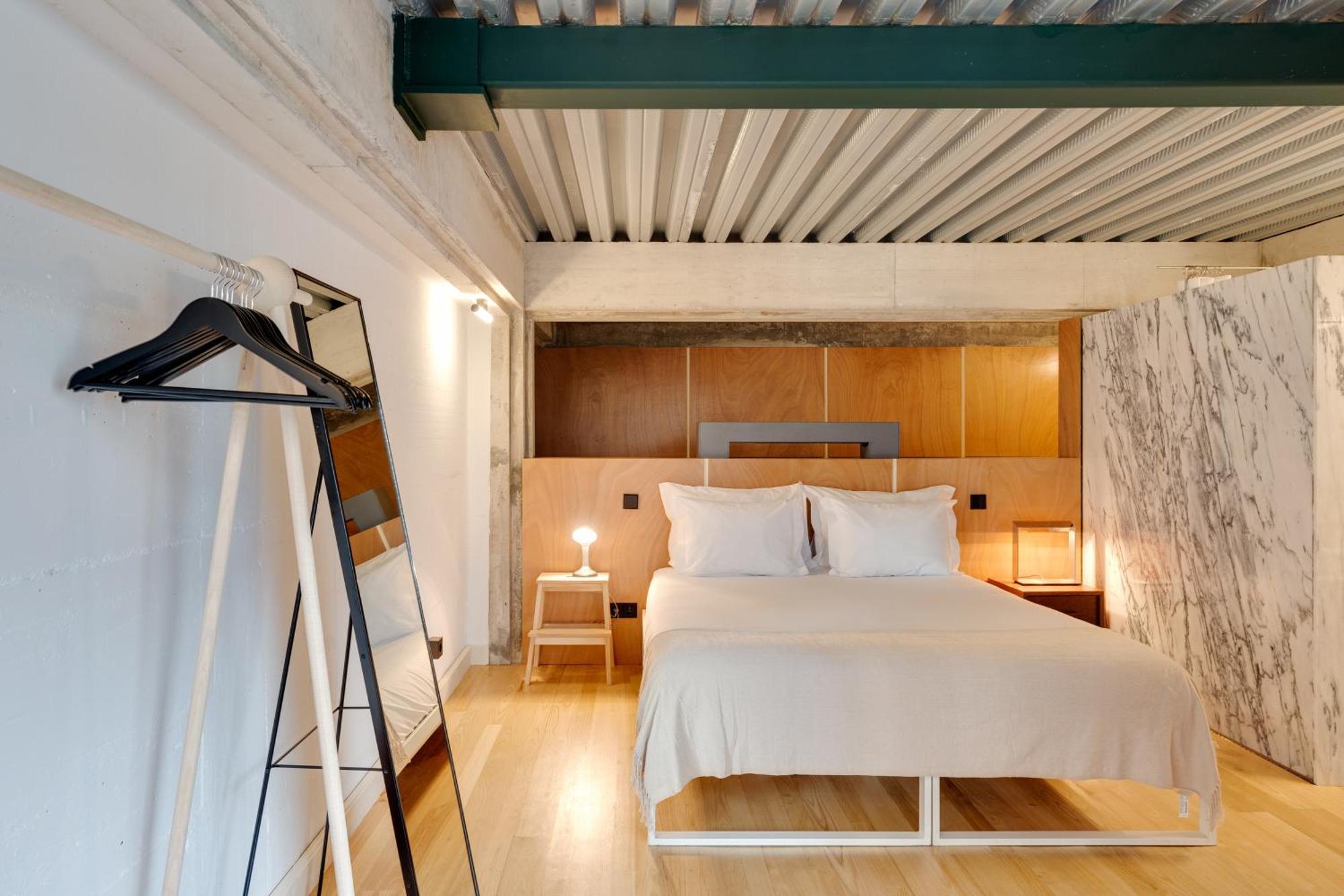 Foyer 25 Apartments By Cozy Stay Porto Bagian luar foto